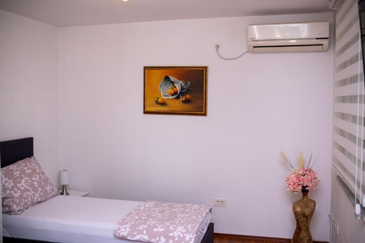 Apartment Mery Мостар Экстерьер фото